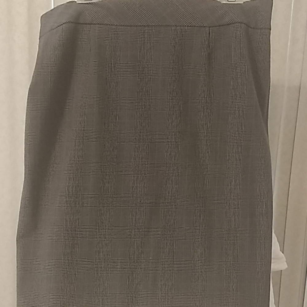 Pencil skirt